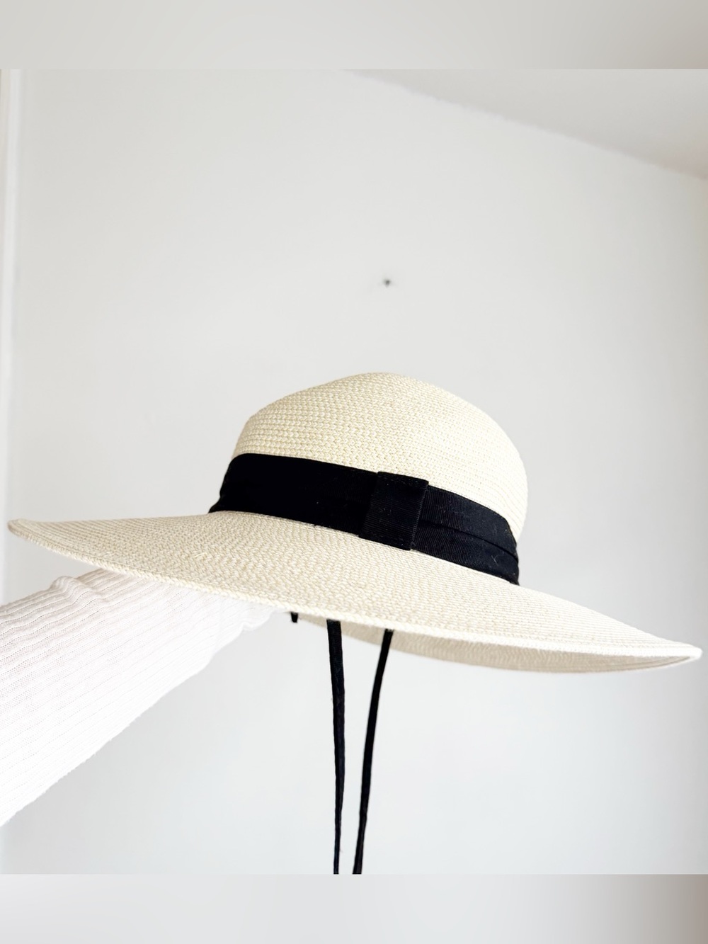 Solar Escape Woman’s UV Grasslands Wide-Brim Straw Sun Hat with Black Band